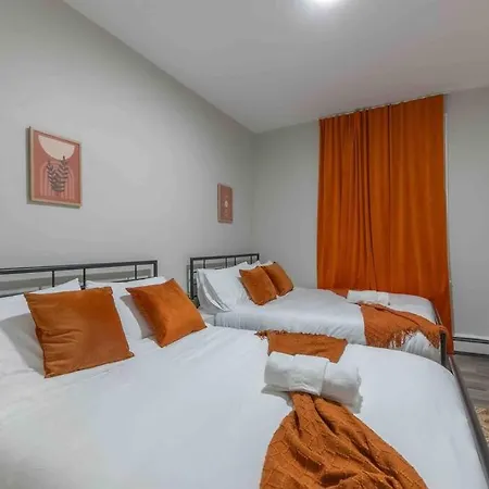 Ferienwohnung Pumpkin Premise By Airport, 5 Beds, Sleeps 8, Book 7 Days, Get 20 Percent Off Newark Exterior foto